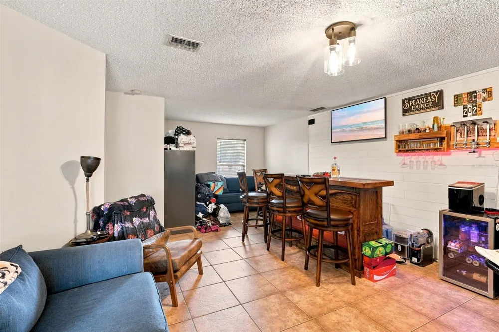 2772 PELHAM CIRCLE Deltona, FL 32738