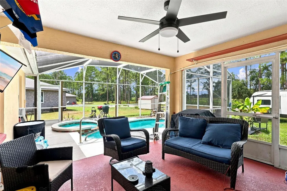 2772 PELHAM CIRCLE Deltona, FL 32738