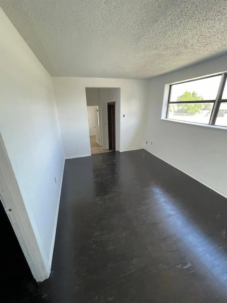 1142 BERKSHIRE ROAD Daytona Beach, FL 32117