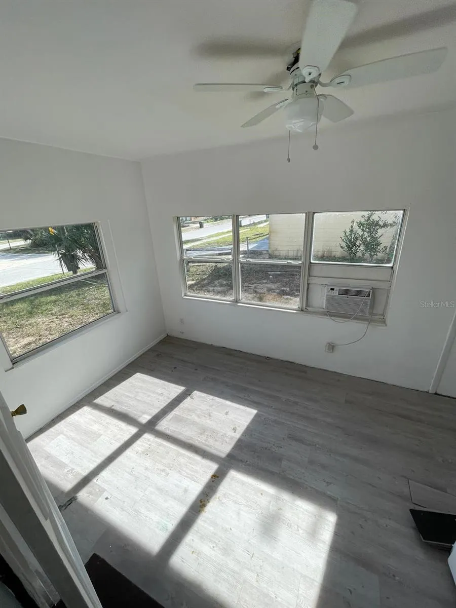 1142 BERKSHIRE ROAD Daytona Beach, FL 32117