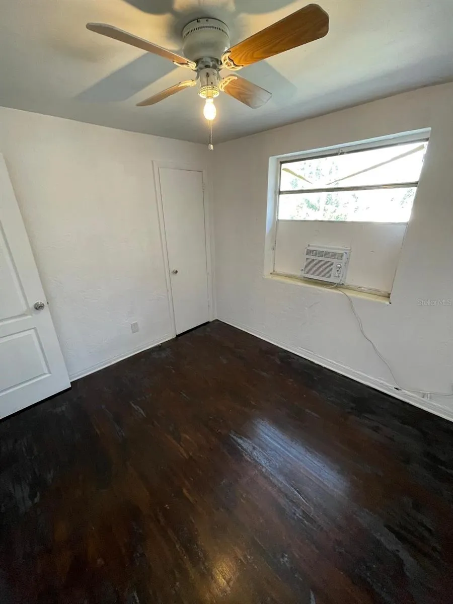 1142 BERKSHIRE ROAD Daytona Beach, FL 32117