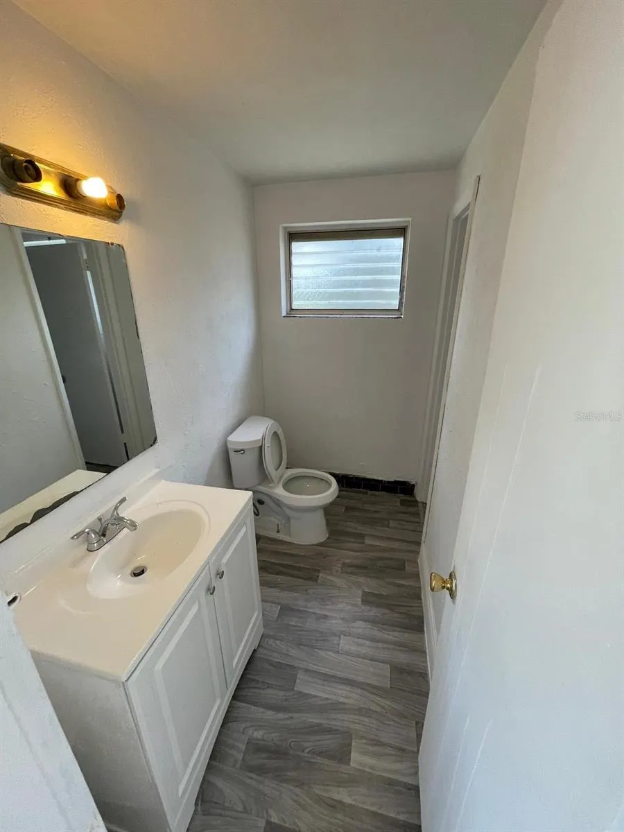 1142 BERKSHIRE ROAD Daytona Beach, FL 32117