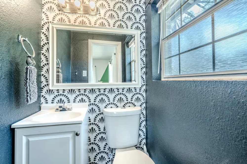 6716 John Drive Richland Hills, TX 76118
