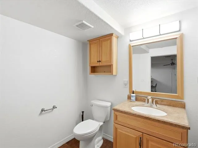 2671 Cutters Circle #102 Castle Rock, CO 80108