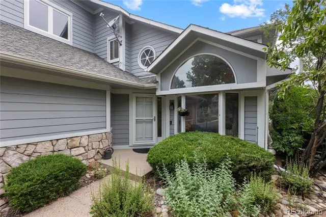 2212 Emerald Drive Castle Rock, CO 80104