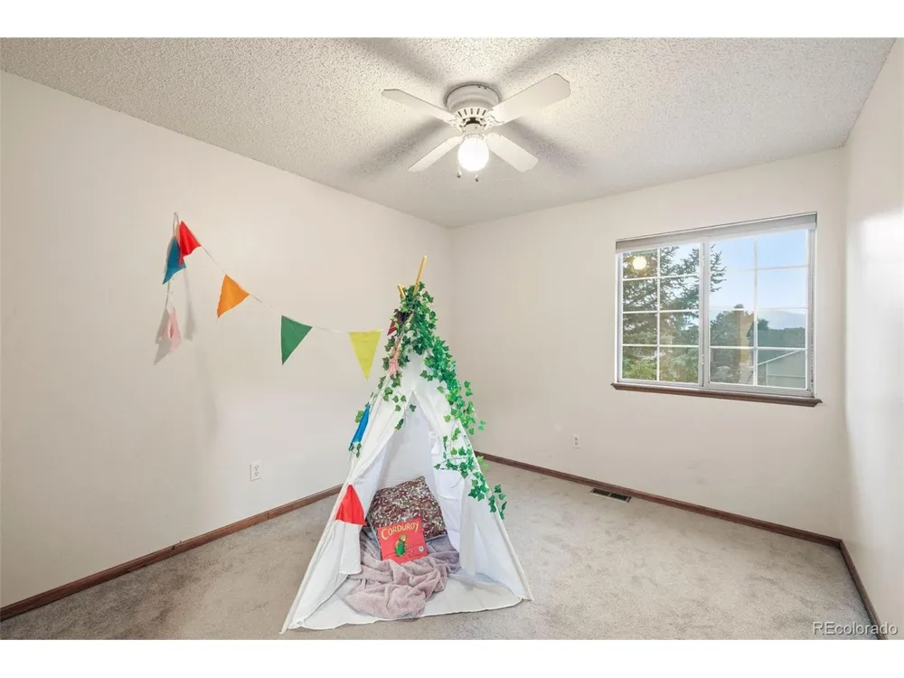 2875 Leoti Drive Colorado Springs, CO 80922