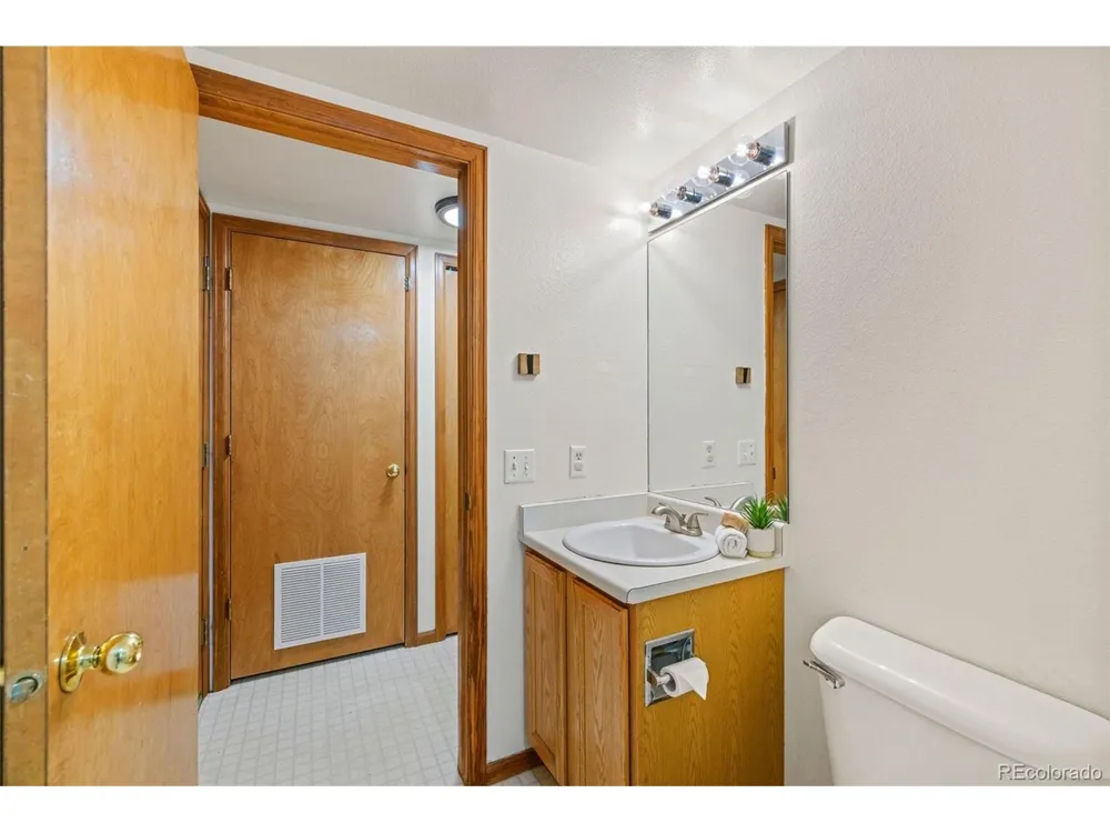 2875 Leoti Drive Colorado Springs, CO 80922