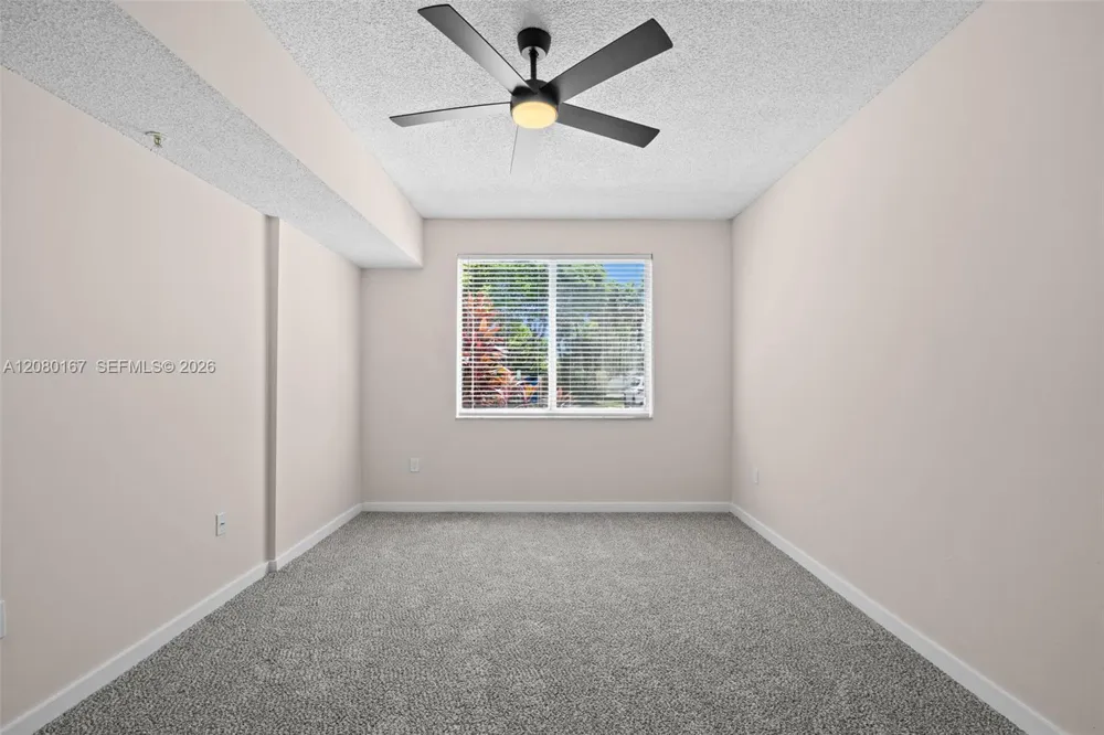 6992 SW 39th St #I104 Davie, FL 33314