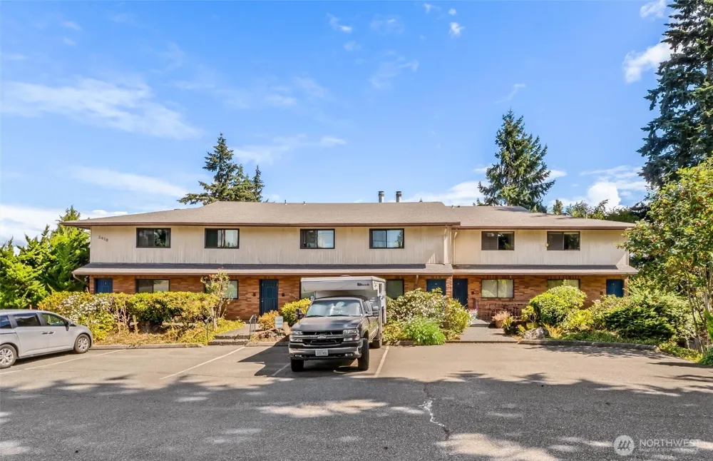 2418 Euclid Avenue #6 Everett, WA 98203