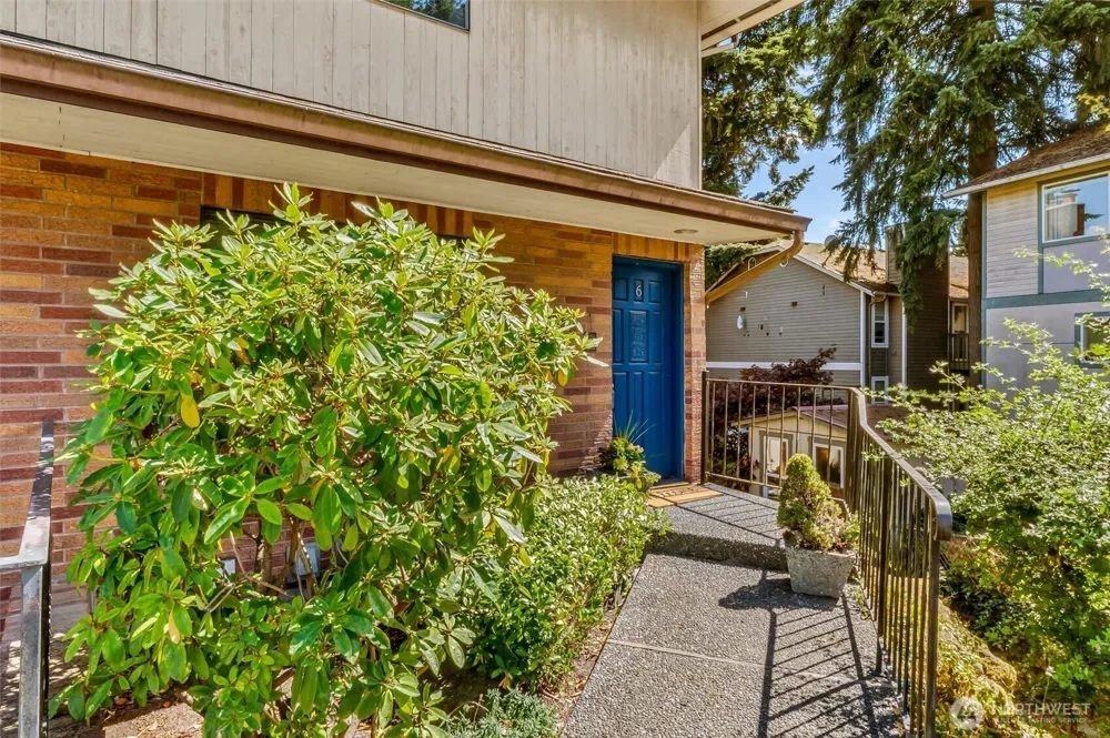 2418 Euclid Avenue #6 Everett, WA 98203