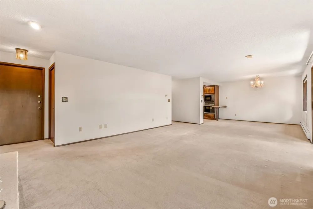 2418 Euclid Avenue #6 Everett, WA 98203