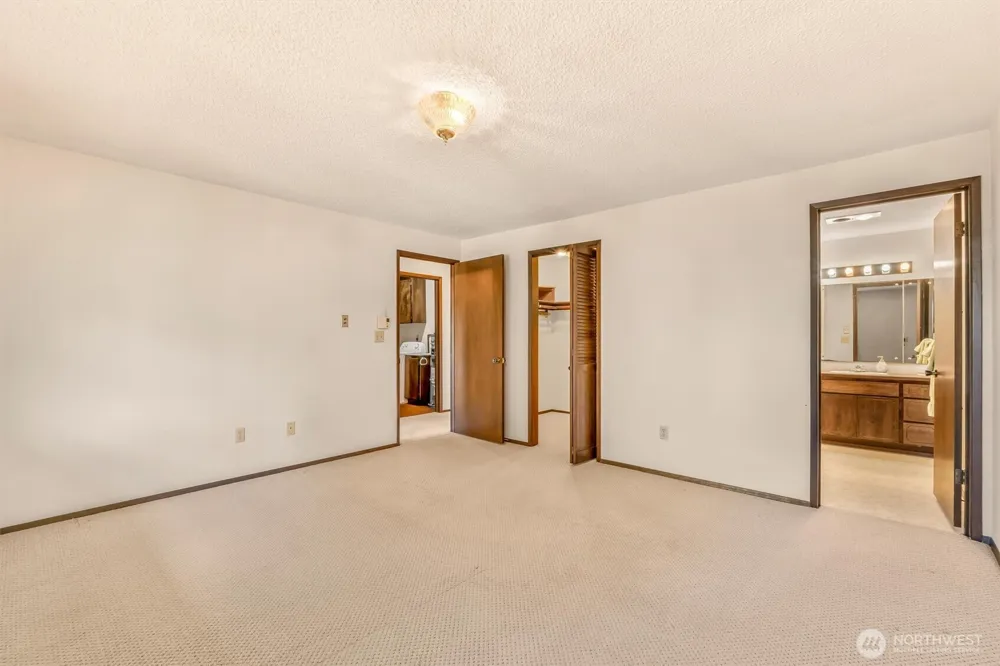 2418 Euclid Avenue #6 Everett, WA 98203