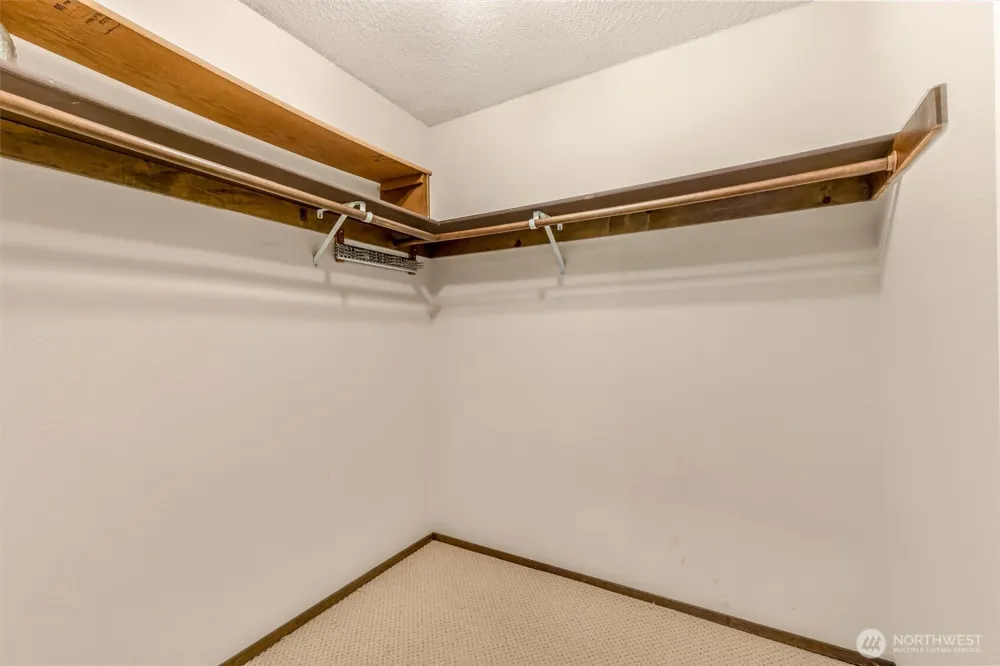 2418 Euclid Avenue #6 Everett, WA 98203