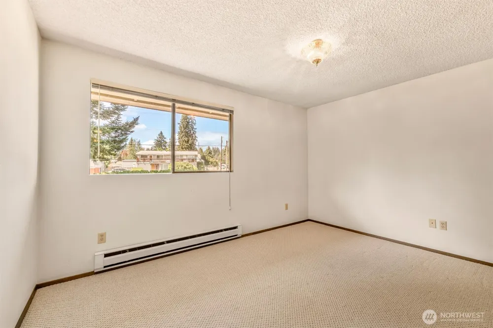 2418 Euclid Avenue #6 Everett, WA 98203