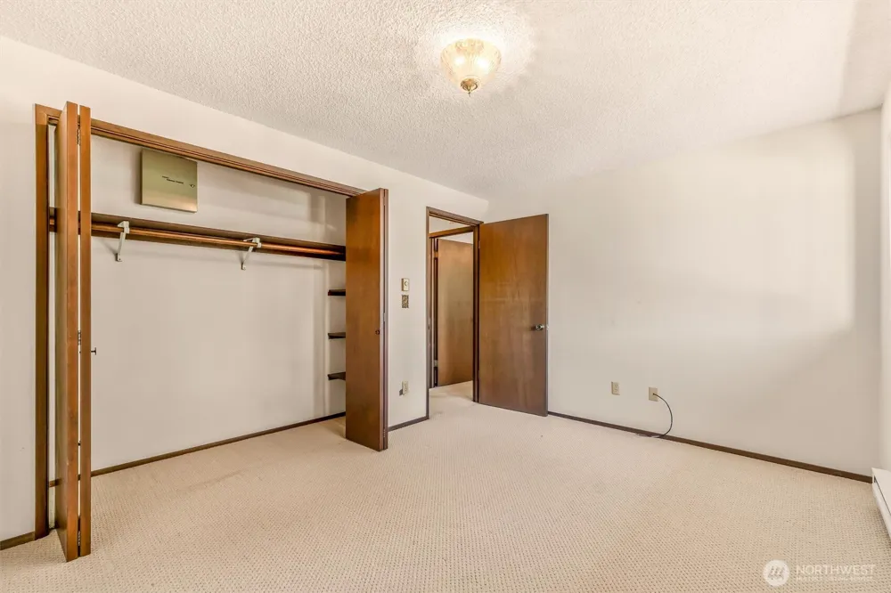 2418 Euclid Avenue #6 Everett, WA 98203