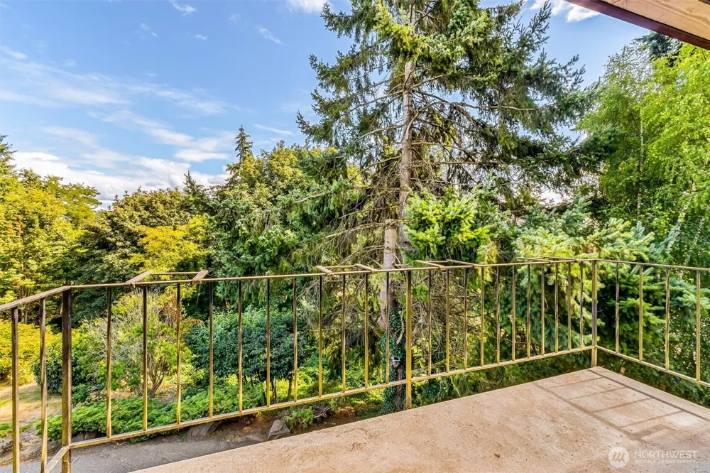 2418 Euclid Avenue #6 Everett, WA 98203