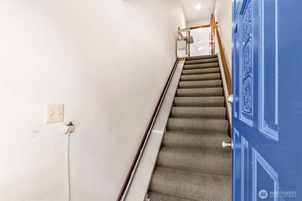 2418 Euclid Avenue #6 Everett, WA 98203