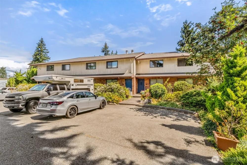 2418 Euclid Avenue #6 Everett, WA 98203