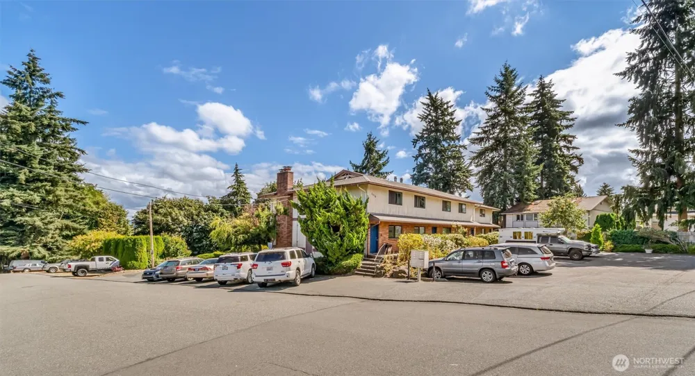 2418 Euclid Avenue #6 Everett, WA 98203
