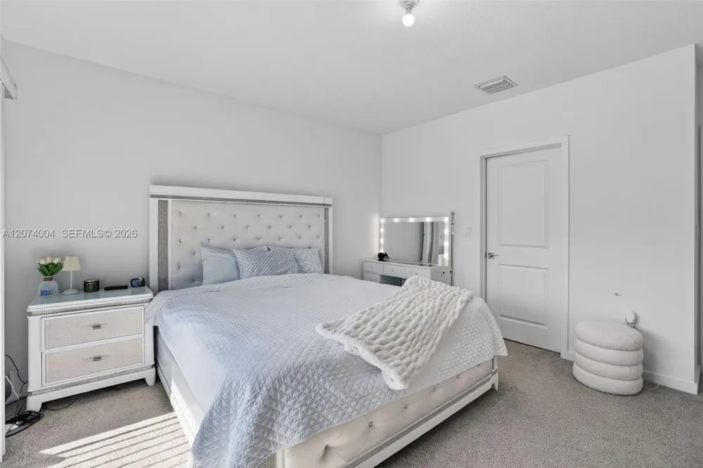163 NE 13th Cir #N/a Homestead, FL 33033