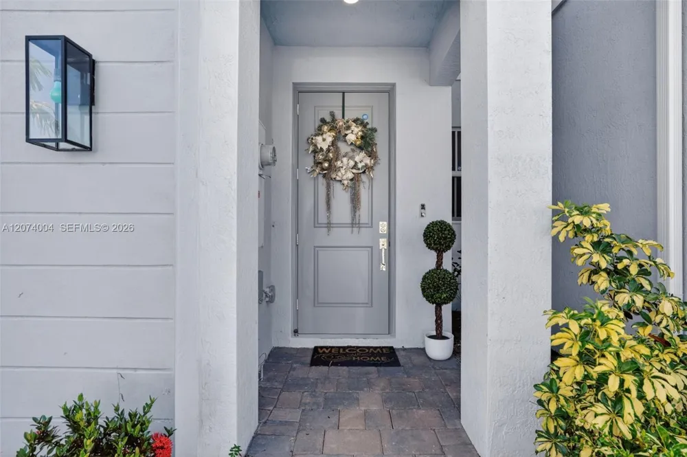 163 NE 13th Cir #N/a Homestead, FL 33033