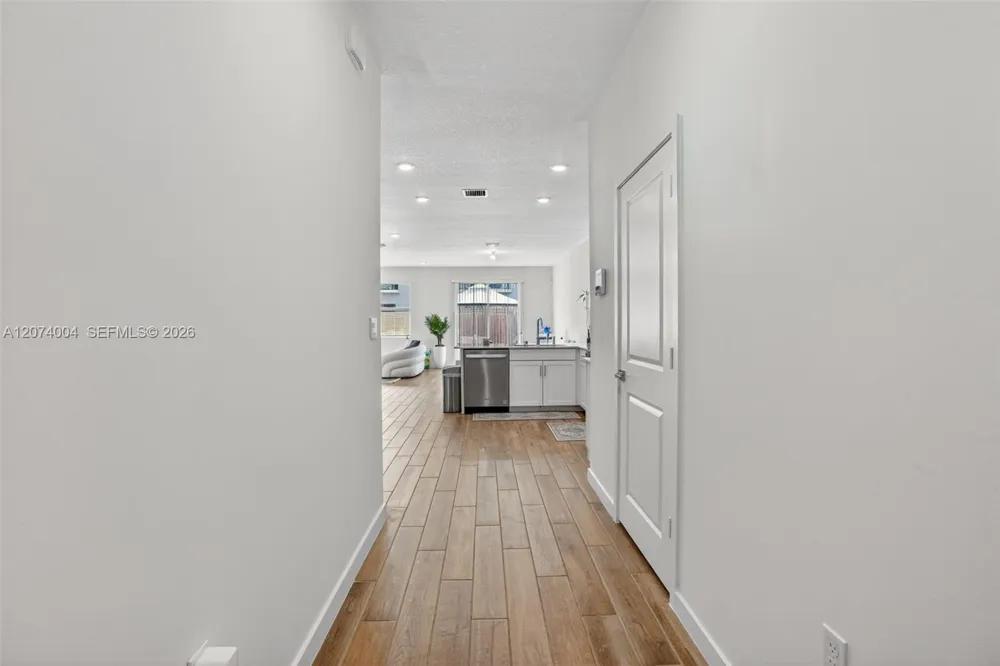 163 NE 13th Cir #N/a Homestead, FL 33033