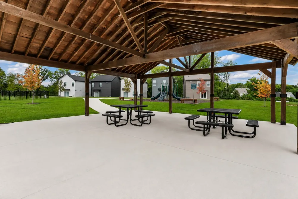 636 Southern Pass Run Clarksville, TN 37043