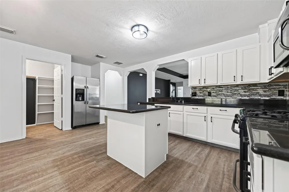 24019 Kingbriar Drive Spring, TX 77373