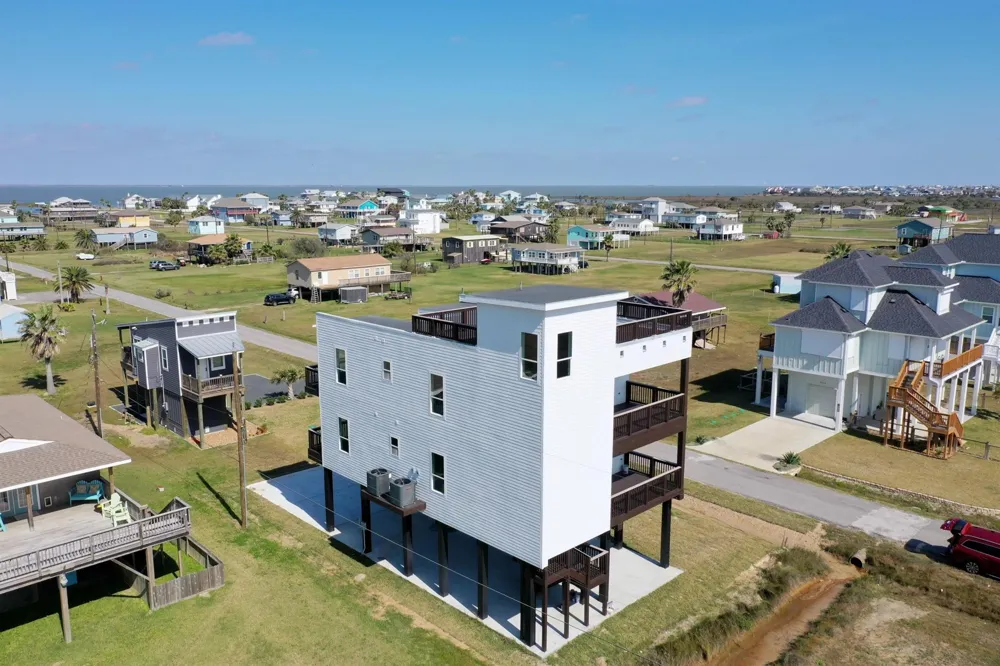 4026 5th Street Galveston, TX 77554