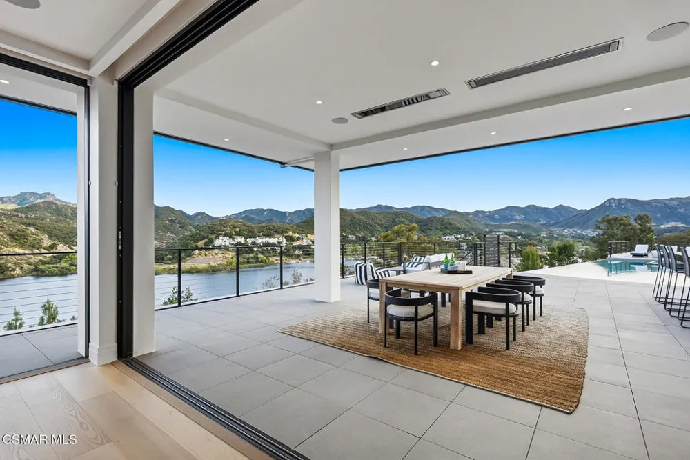 461 Lake Sherwood Drive Westlake Village, CA 91361