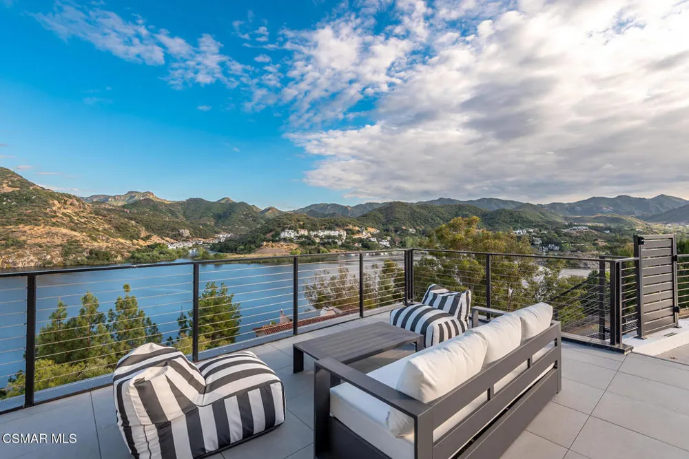 461 Lake Sherwood Drive Westlake Village, CA 91361
