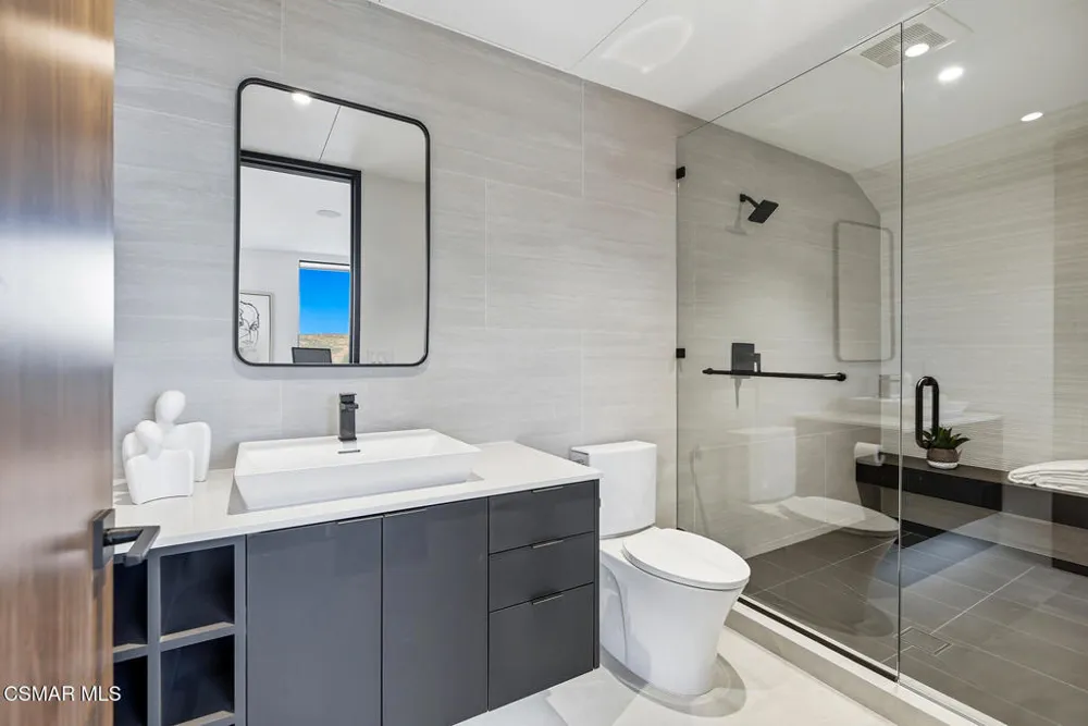 461 Lake Sherwood Drive Westlake Village, CA 91361