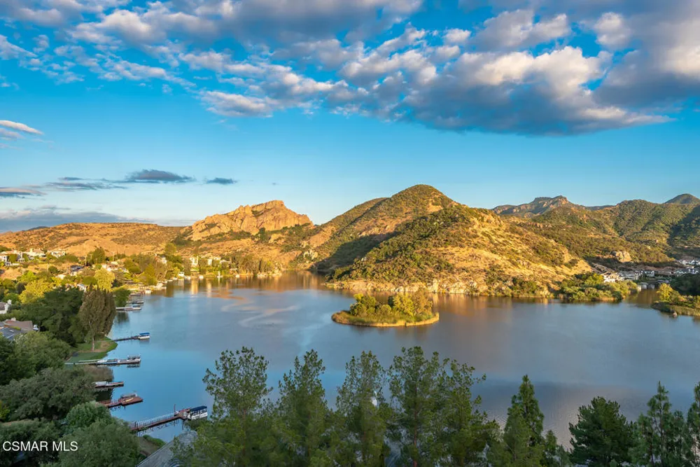 461 Lake Sherwood Drive Westlake Village, CA 91361