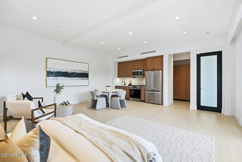 461 Lake Sherwood Drive Westlake Village, CA 91361