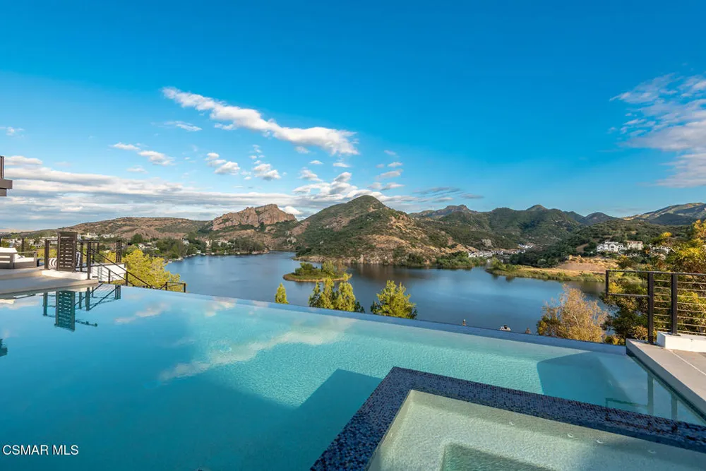 461 Lake Sherwood Drive Westlake Village, CA 91361