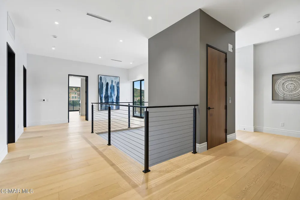 461 Lake Sherwood Drive Westlake Village, CA 91361