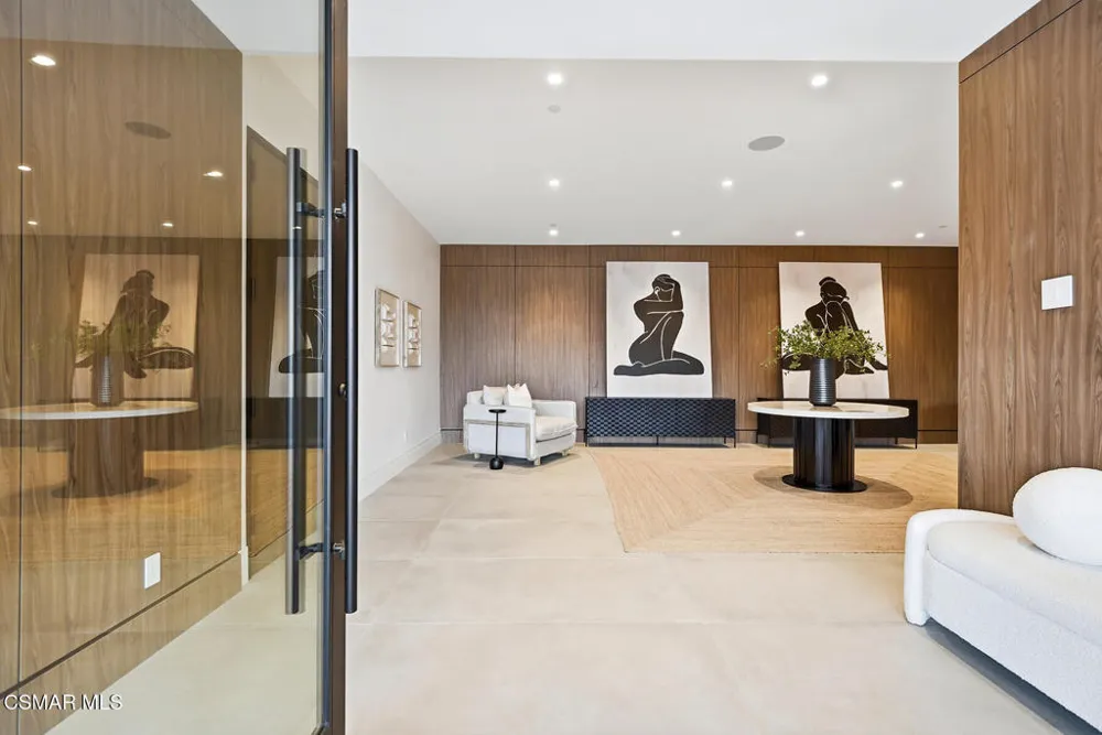 461 Lake Sherwood Drive Westlake Village, CA 91361