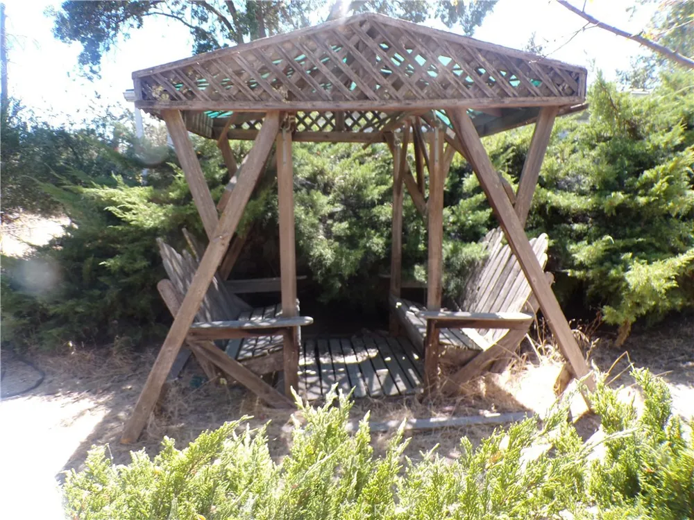 4580 S.TERRACE Lakeport, CA 95453