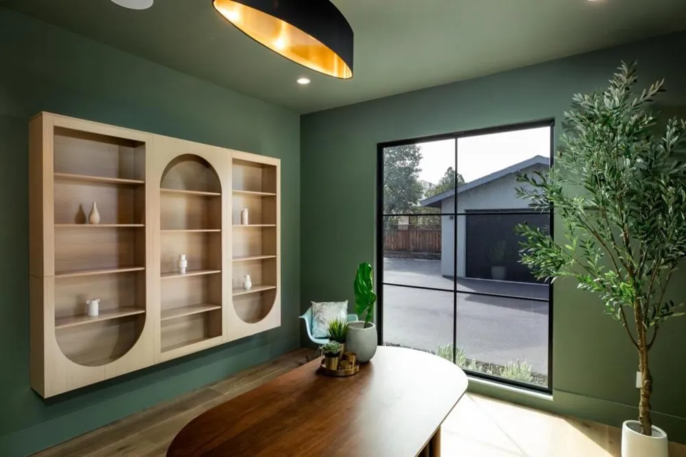 1866 Valparaiso Avenue Menlo Park, CA 94025