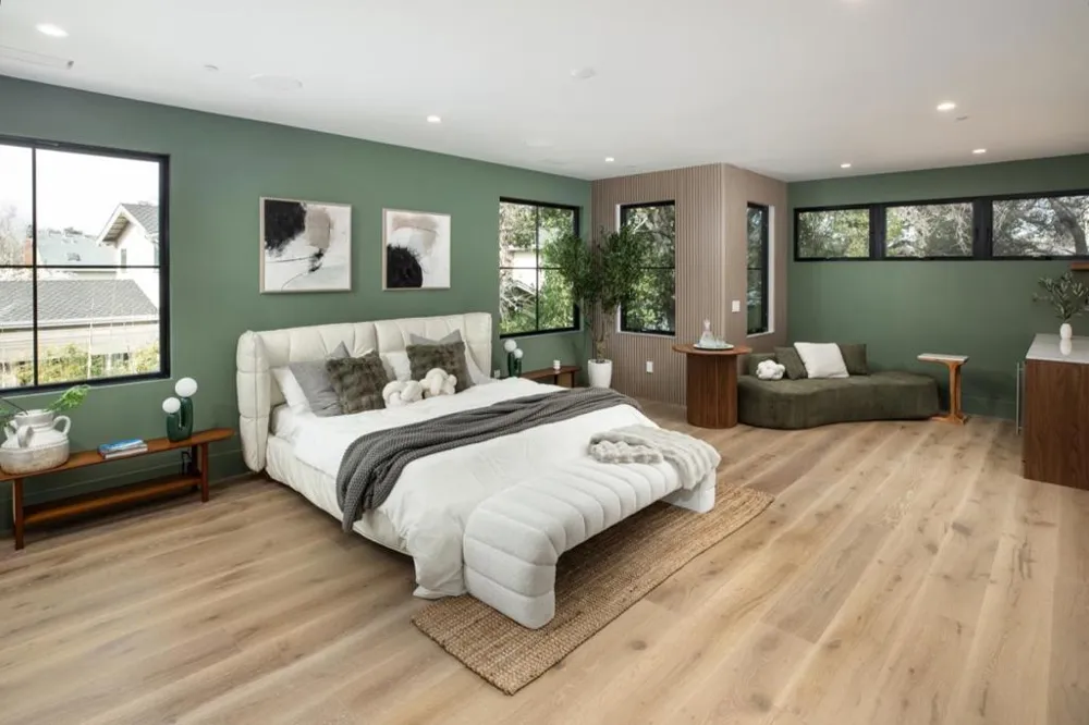 1866 Valparaiso Avenue Menlo Park, CA 94025