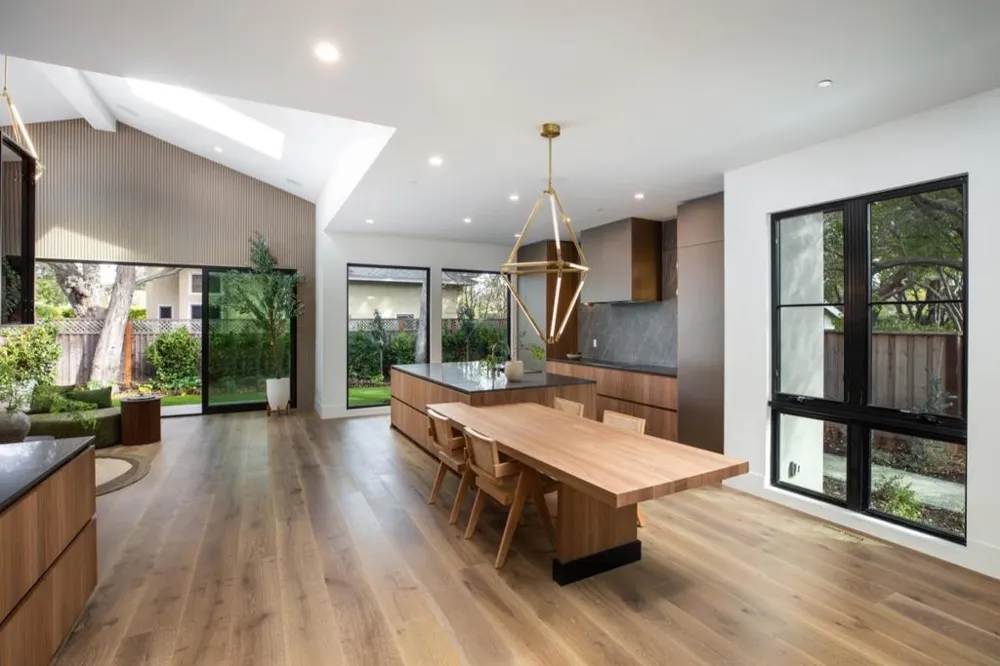 1866 Valparaiso Avenue Menlo Park, CA 94025