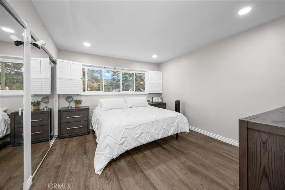 3050 S Bristol Santa Ana, CA 92704