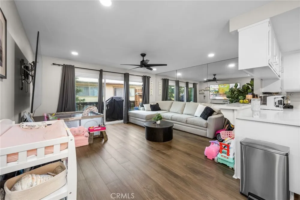 3050 S Bristol Santa Ana, CA 92704