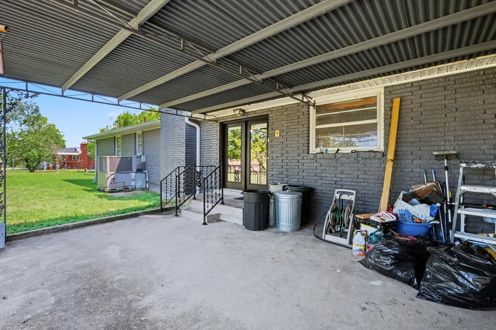 4060 Yoest Dr Nashville, TN 37207