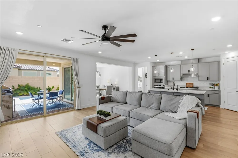 6490 Sandero Springs Street Las Vegas, NV 89166
