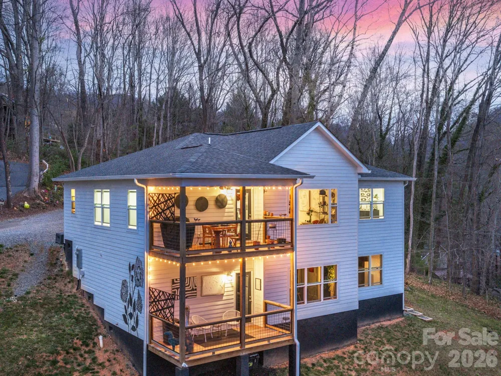 56 Kammerer Drive Waynesville, NC 28785