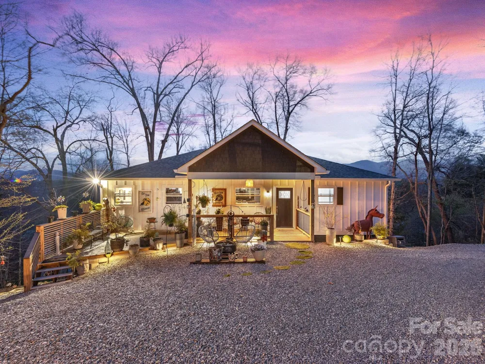 56 Kammerer Drive Waynesville, NC 28785