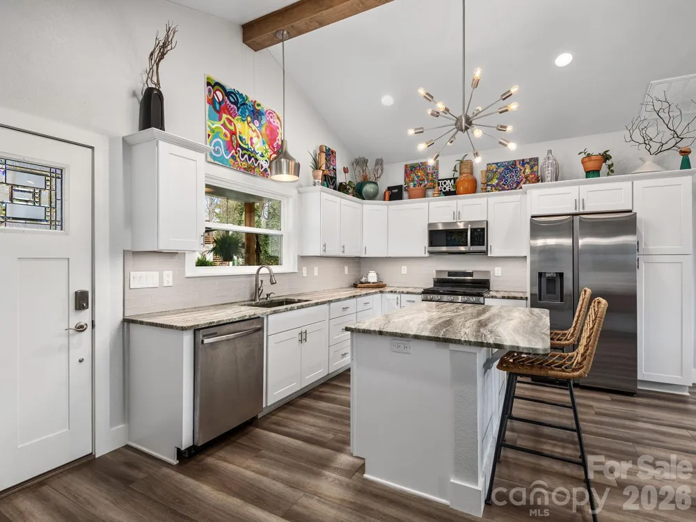 56 Kammerer Drive Waynesville, NC 28785