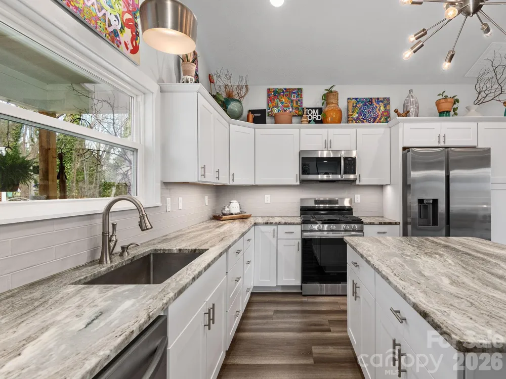 56 Kammerer Drive Waynesville, NC 28785