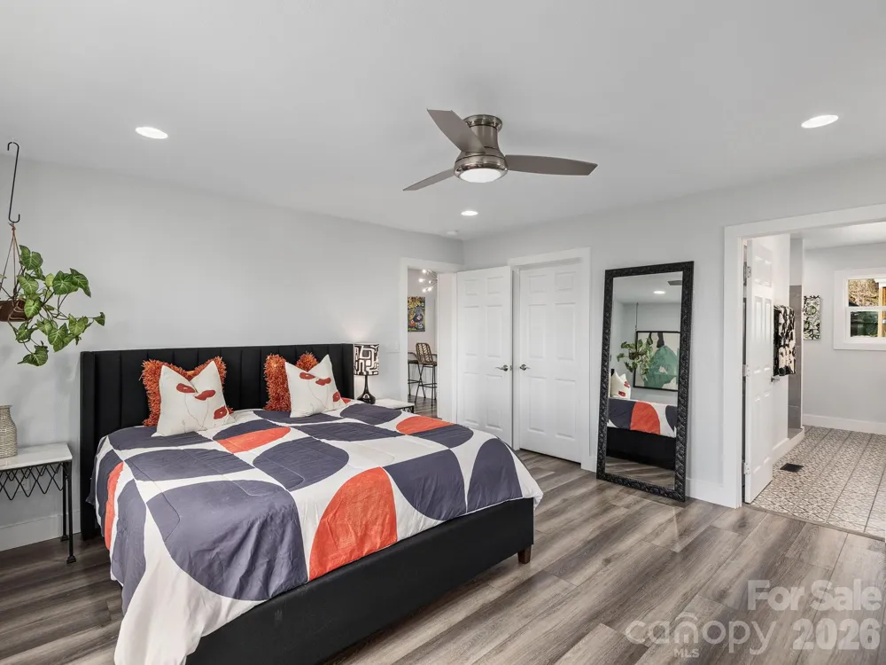 56 Kammerer Drive Waynesville, NC 28785